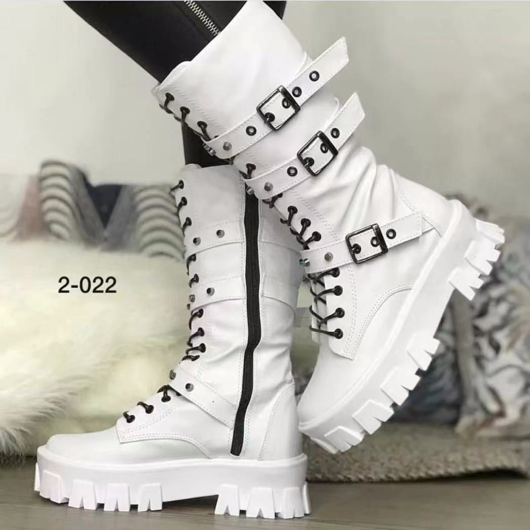 Botte de combat à plateforme mi-mollet à lacets.