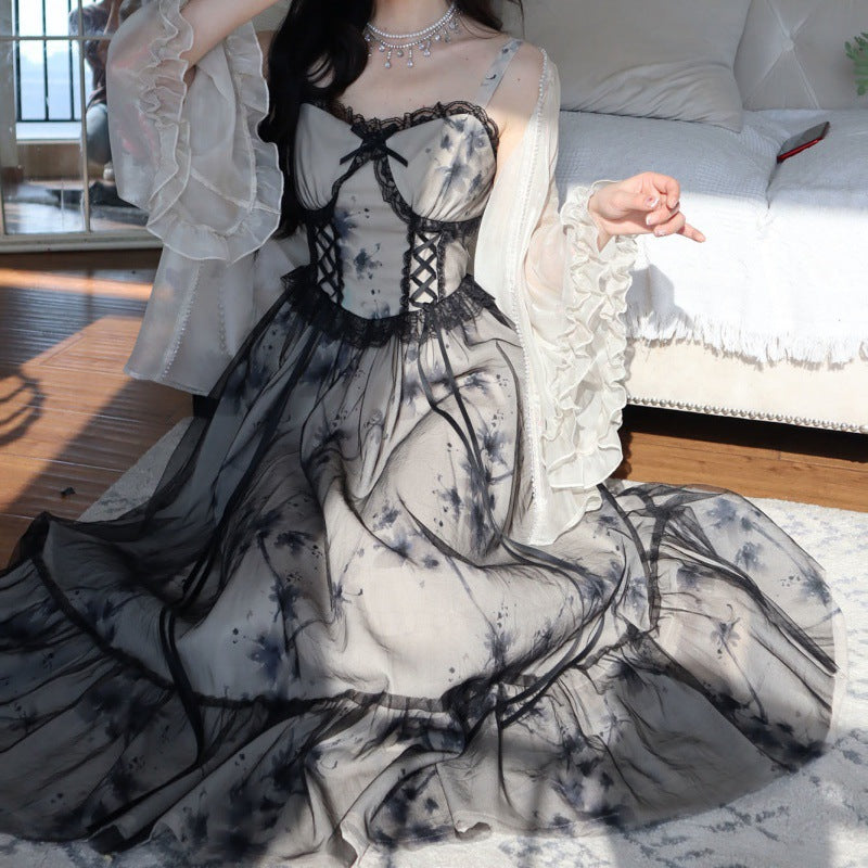 Robe d'été fine et brillante en dentelle