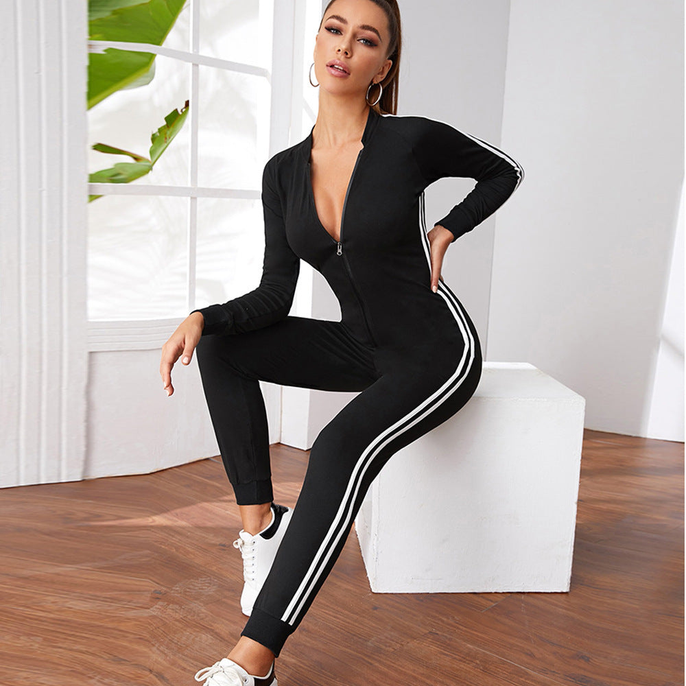 KIKIMORA Long-sleeved Fleece Jumpsuit.