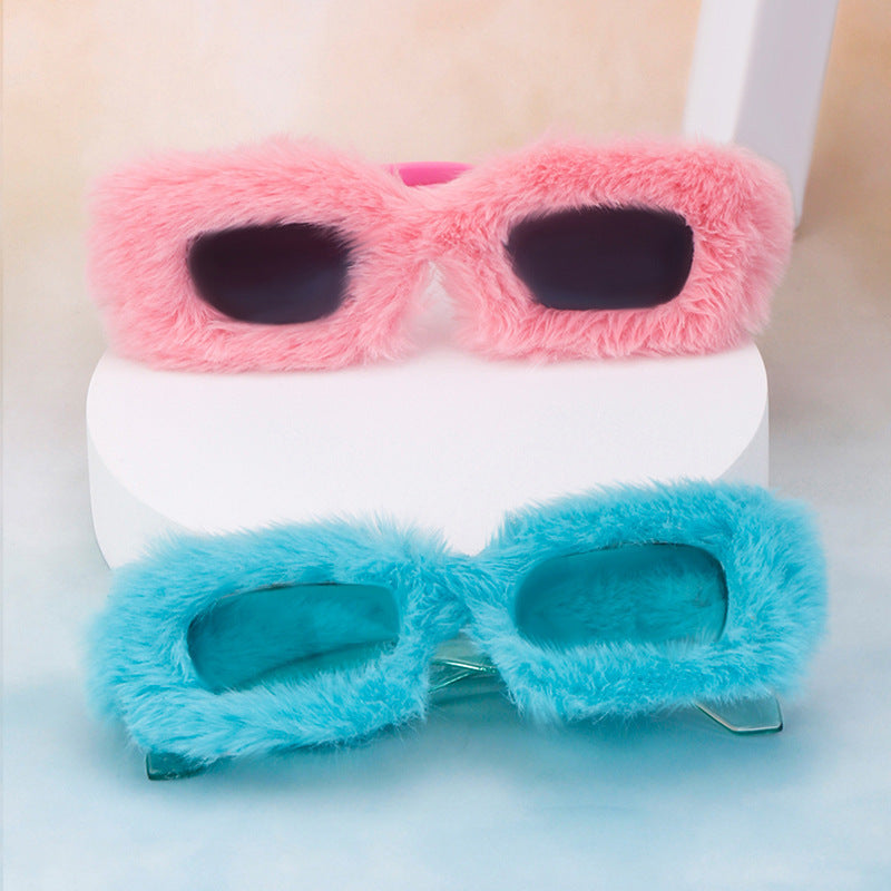 KIKIMORA Plush Square Sunglasses