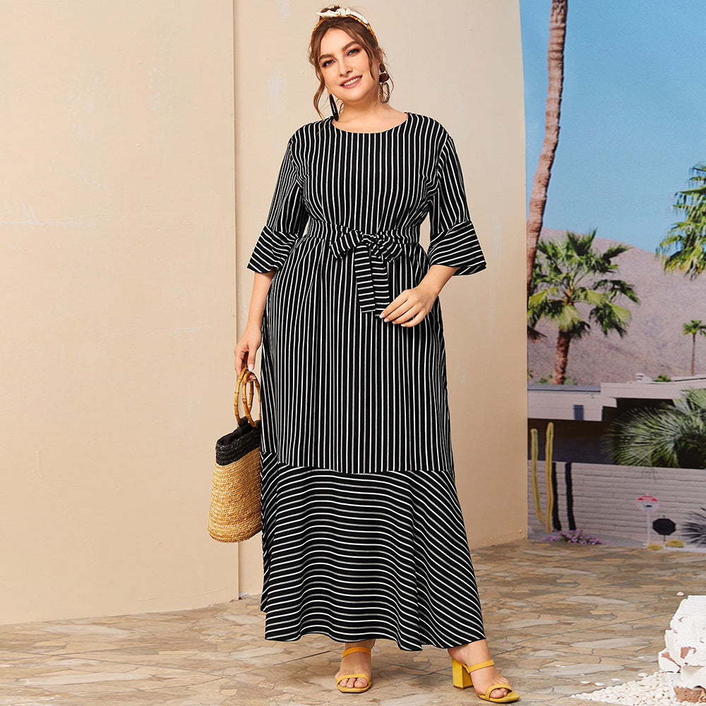 KIKIMORA round neck striped dress