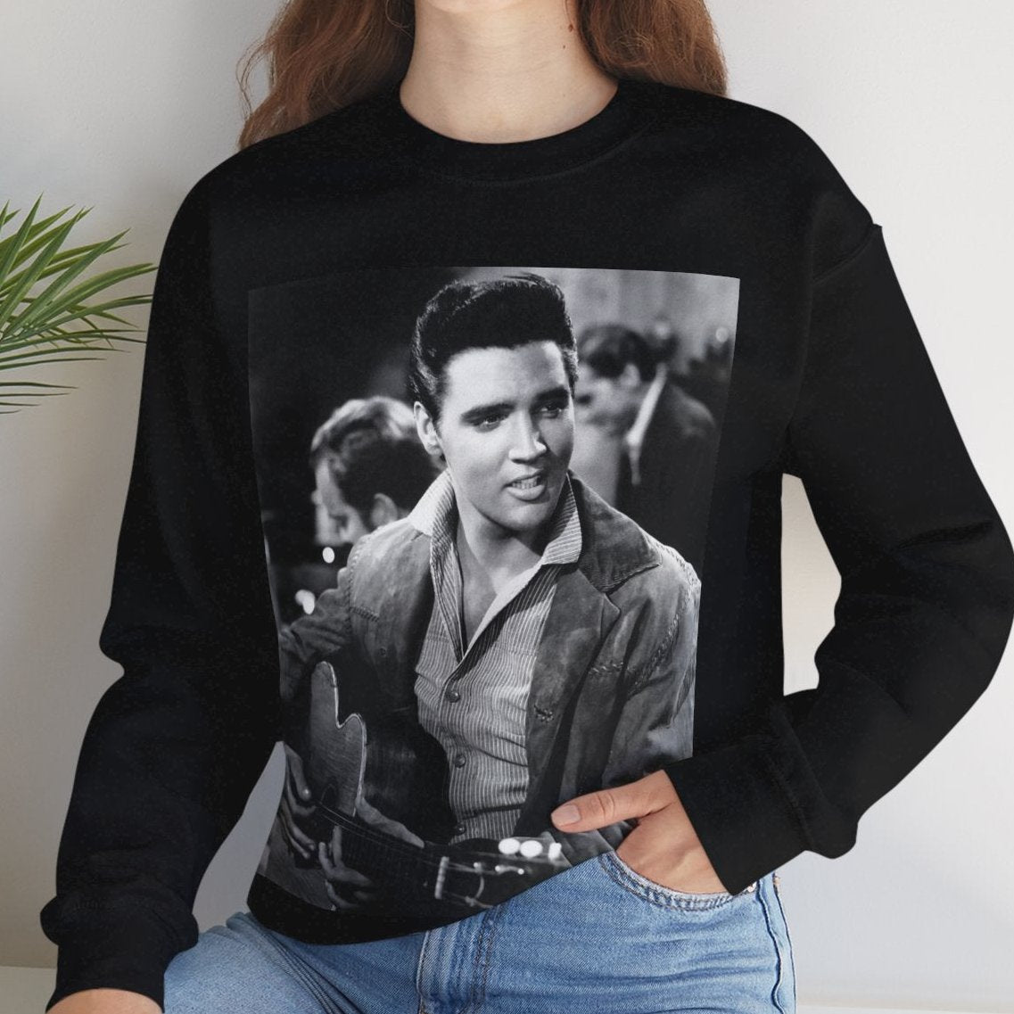 Vintage Retro Look Elvis Presley Vintage retro portrait Unisex Crewneck Sweatshirt for Elvis fans