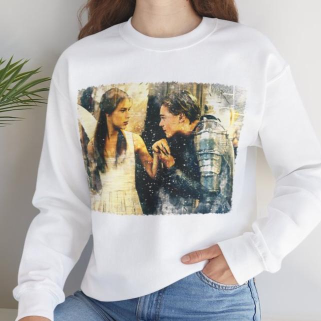 Vintage Retro Romeo and Juliet fan art Leonardo Dicaprio movie fans Crewneck Sweatshirt